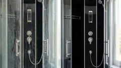 S tímto řešením se vaše vana i sprcha budou lesknout už za 10 minut – tip od profesionálního uklízeče