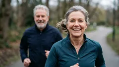 I mírné cvičení po padesátce přináší nečekané výsledky: názory odborníků